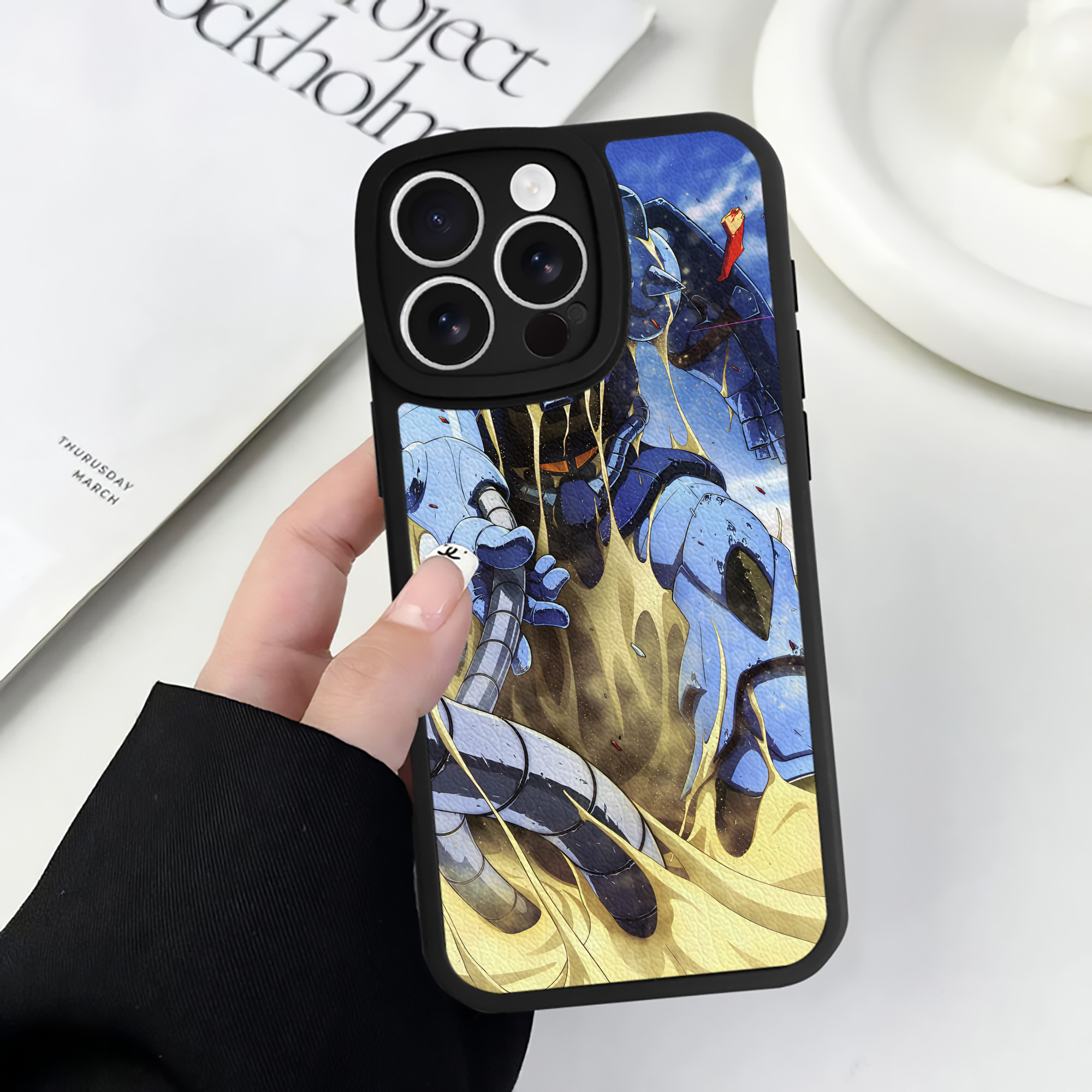 （画像用） 機動戦士ガンダム Mobile Suit Gundam 【iPhone 16シリーズ対応】シリコンスマホケース（レザー調） 材質：シリコン